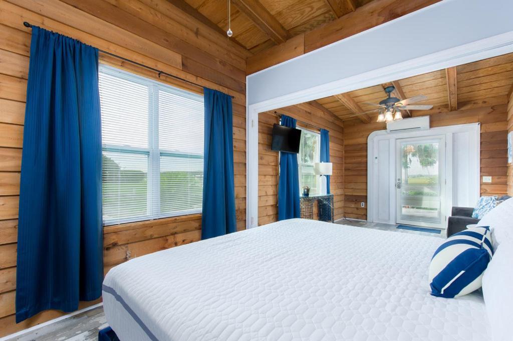 Darien Dockside Inn Kültér fotó